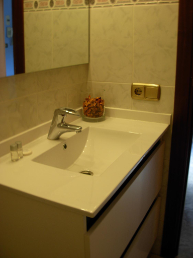 Bathroom 4, Hotel Rodsan Suizo, Barcelona