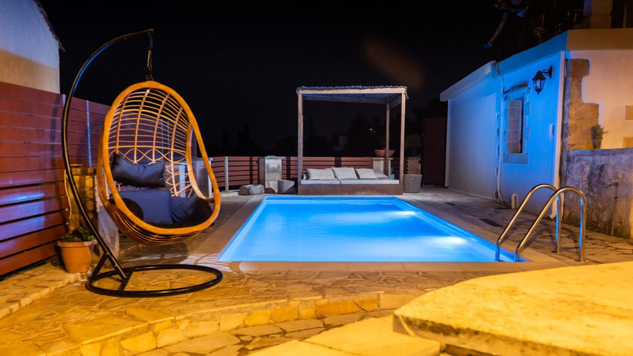 Sport & Beauty 2, Villa Tzitzifes, Crete