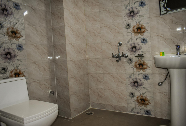 Bathroom 4, Ai 360 Degree Hotel Lansdowne, Garhwal