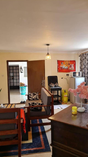 Others 5, Topside cottage, Langata
