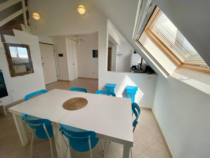 Others 5, Leme Bedje Three bedroom - By Bobbywashere