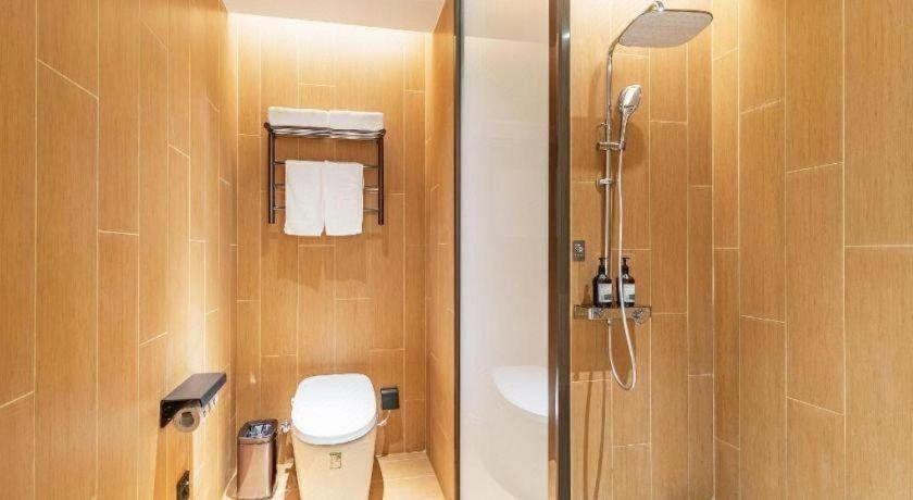 Bathroom 3, Ji Hotel Ma'anshan City Government, Ma'anshan