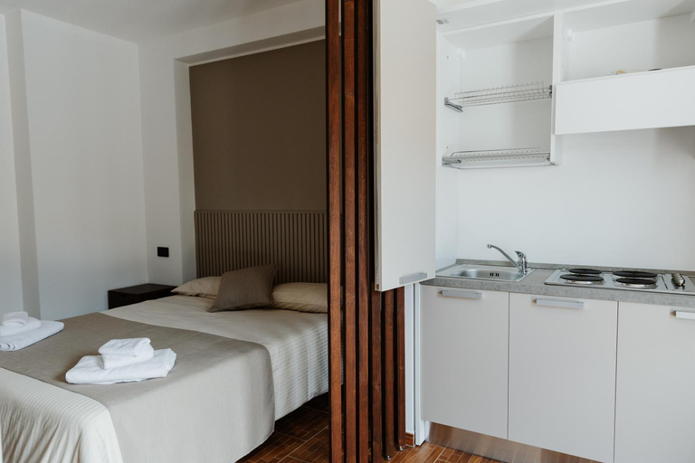 Others 4, Bed & Breakfast Memory, Teramo
