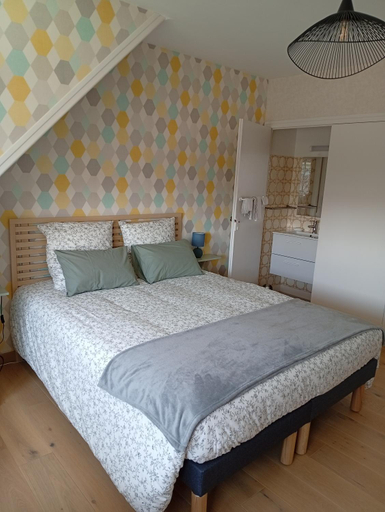 Bedroom 4, La Manchoise, Manche