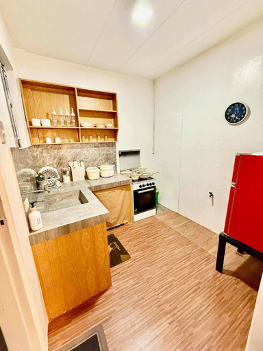 Others 4, Axon Cozy Modern House Grey Near The Walking Street, Mabalacat