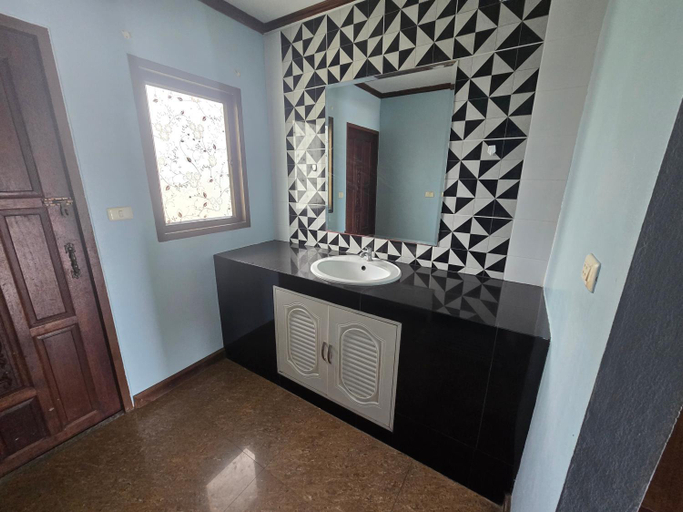 Bathroom 2, H&Y Chaweng, Ko Samui