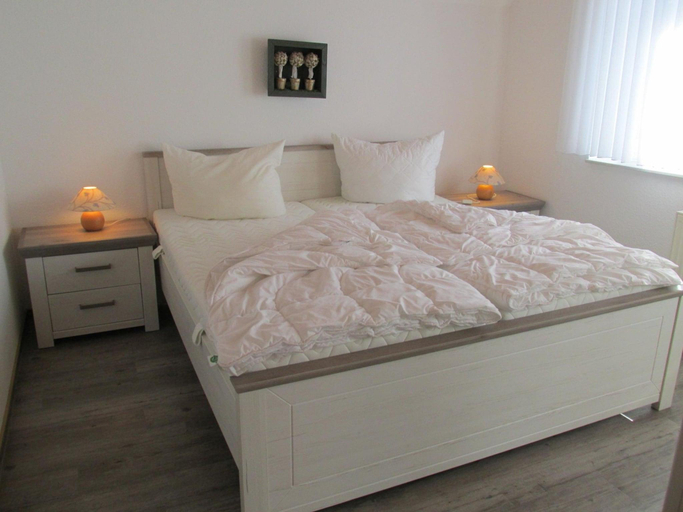 Bedroom 2, Ferienhaus Wattperlchen in Dornum, Aurich