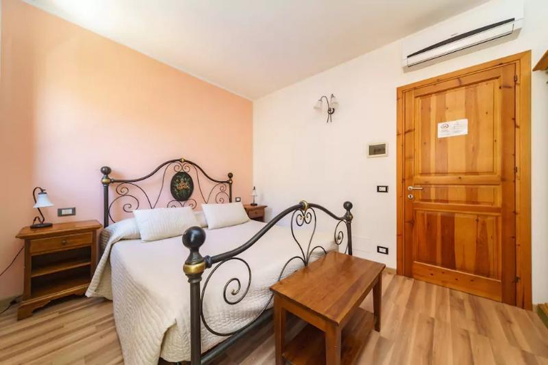 Bedroom 2, Mareluna Residence, Trapani