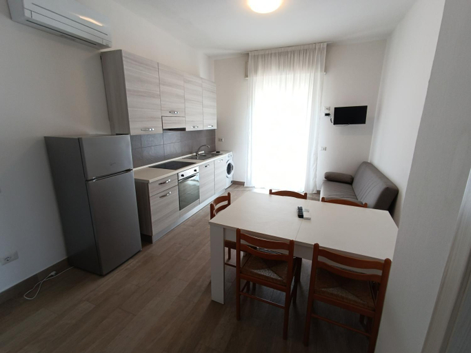 Others 4, Villa Garden, Rimini