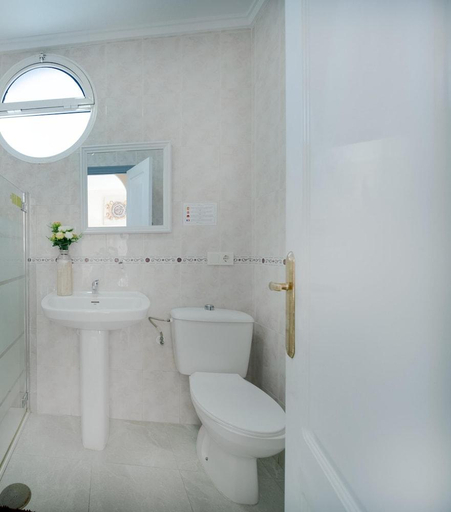 Bathroom 3, Apartamentos Marina Internacional, Alicante