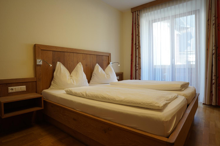Bedroom 2, Gasthof-Fleischerei Engl, Hermagor