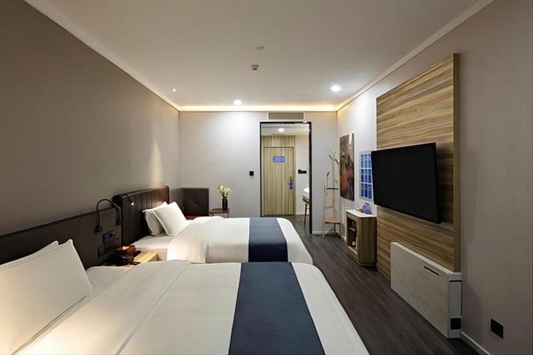 Bedroom 2, Hanting Premium Hotel Liuzhou Riverside Park, Liuzhou