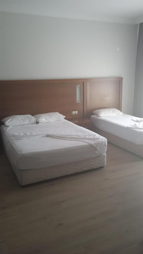 Bedroom 3, Paluri Hotel, Hopa