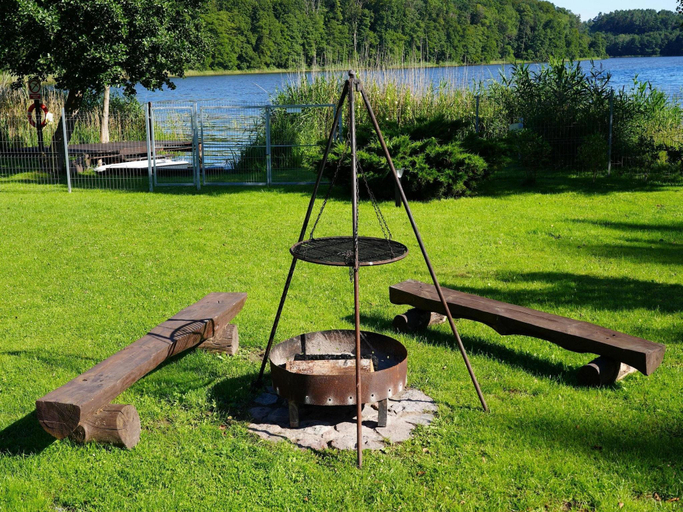 Others 4, Holiday Home in Kolczewo with Lake Access, Kamień