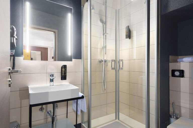 Bathroom 3, Ritter Hotel, Frankfurt am Main