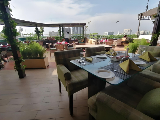 Food & Drinks 5, Maisonette Hotels & Resorts, Lahore