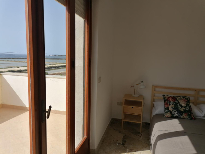 Others 4, Casita Spagnola, Trapani