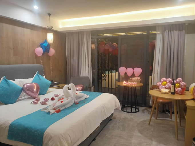 Bedroom 2, Fei Li International Hotel 翡丽国际酒店(广州石井地铁站白云火车站店), Guangzhou