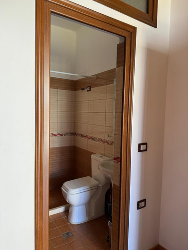 Others 2, Arben Qemeri Guest House, Beratit