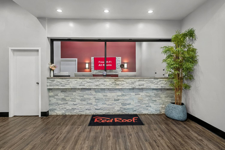 Public Area 2, Red Roof Inn Sanford, Lee