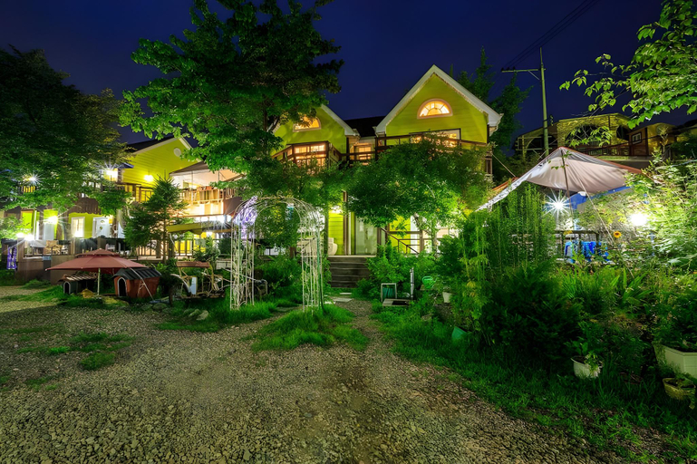 Others 5, Solger Pension, Gapyeong