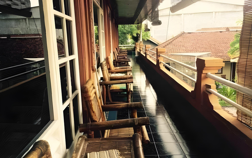 Others 5, Surf Doggie Inn, Badung