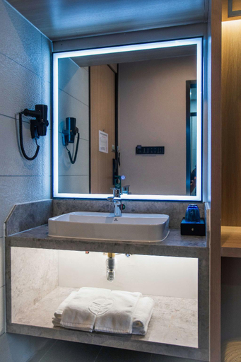 Bathroom 4, Greentree Inn Tangshan Nanhu International Convent, Tangshan