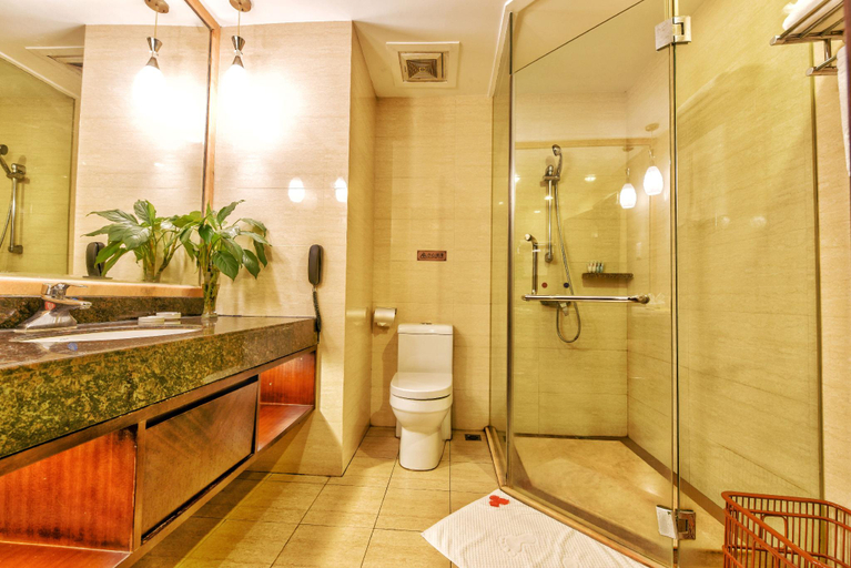 Bathroom 2, Yangshan Hotel, Qingyuan