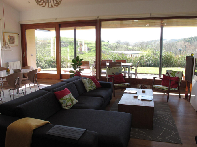 Food & Drinks, Holiday Home near Santander Beach, Cantabria