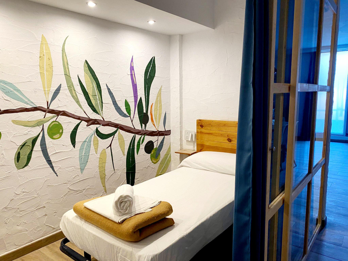 Bedroom 2, Singular Hostel By Eurotels - Albergue Juvenil, Baleares