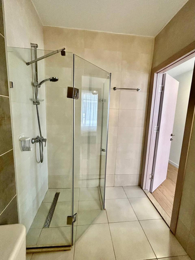 Bathroom 5, White Sails Apartment , Batumi