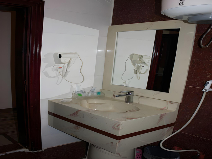 Bathroom 5, Tala Inn Premiere