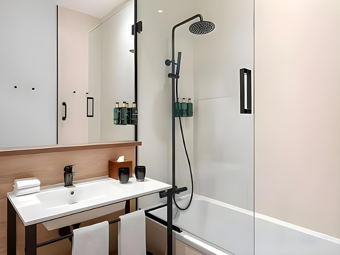 Bathroom 4, Melia Granada, Granada