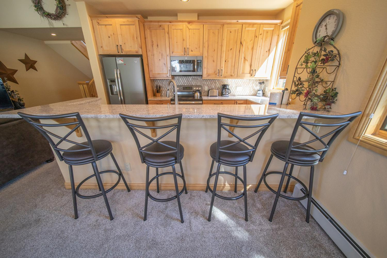 Others 5, Ironwood 2986, Summit