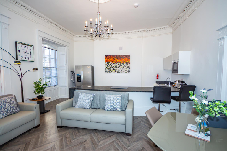 Others 5, 1 Bed- The Kensington Suite, Plymouth