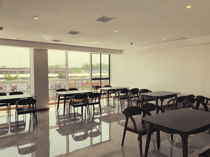 Food & Drinks 4, GreenTree Inn Express Jiangsu Suqian Shuyang County Bus Station, Suqian