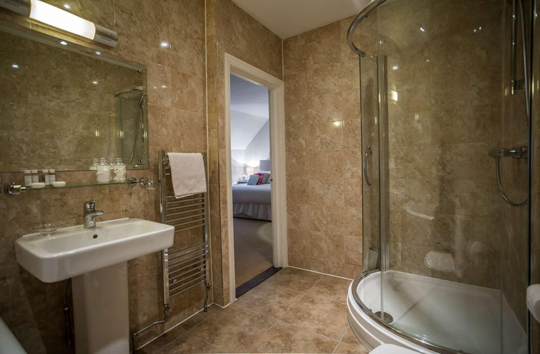 Bathroom 3, The Casa Hotel Sure Hotel Collection by BW, Hampshire