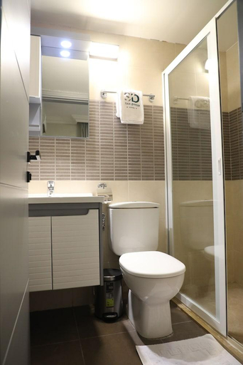 Bathroom 4, Hotel San Diego, Kasrouane