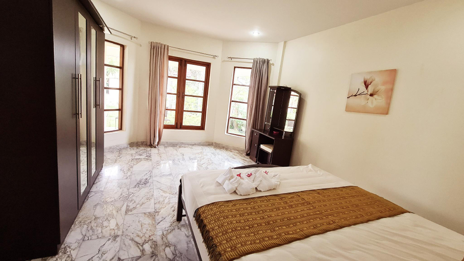 Bedroom 3, Schönes Bungalow mit Gemeinschaftichem Außenpool und 2km vom Sandstrand Enfernt, Cha-Am