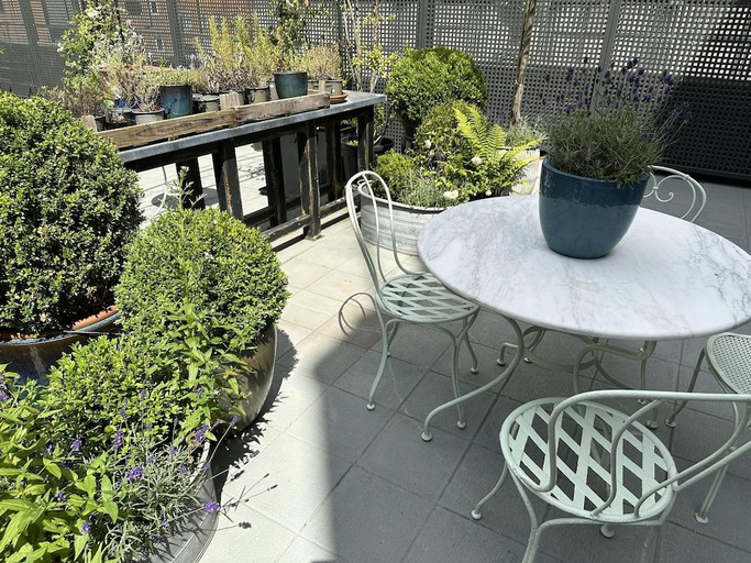 Others 5, Roof Garden Rooms, London