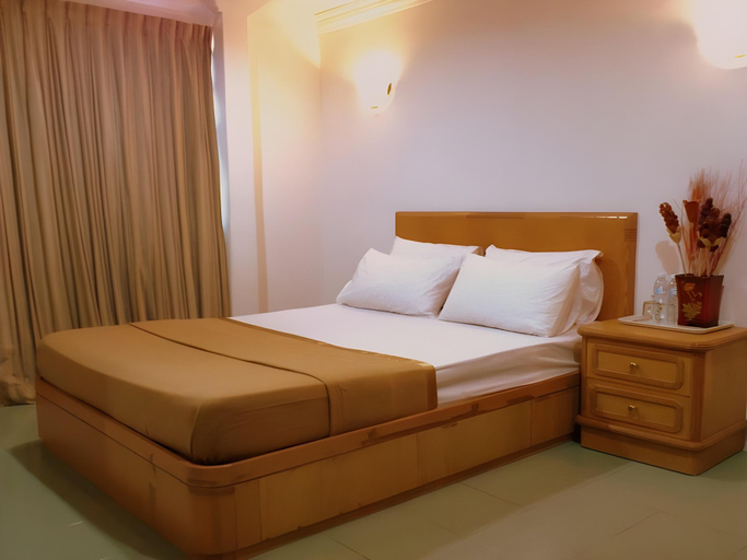 Bedroom 4, Issoria Hotel, Maran
