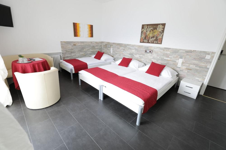 5, Hotel Garni Morettina, Locarno