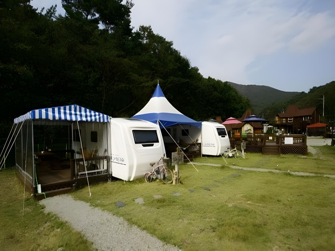 Others 2, Finlandvillage Pension, Geoje