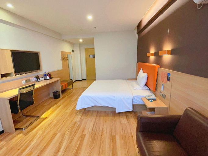 Bedroom 3, 7 Days Premium Xi‘an Railway Station Central Plaza Airport Shuttle Bus Station, Xi'an