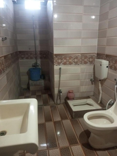Bathroom 4, Pleasant View Murree, Rawalpindi