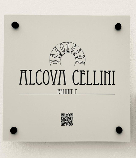 Others 5, Alcova Cellini, Brindisi