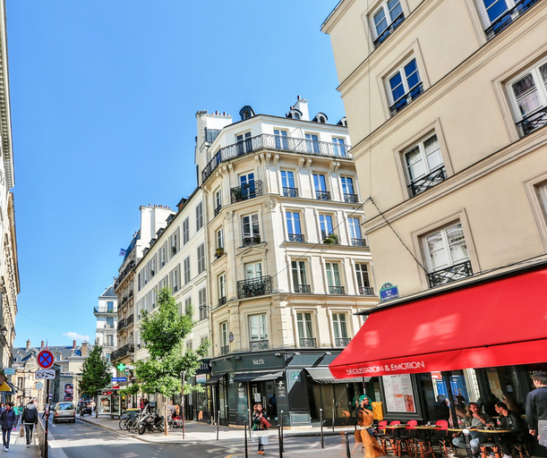 Others 3, 511 Rambuteau, Paris