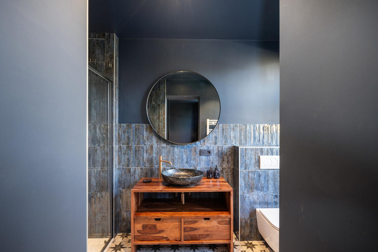 Bathroom 3, The Music Suites, West-Vlaanderen