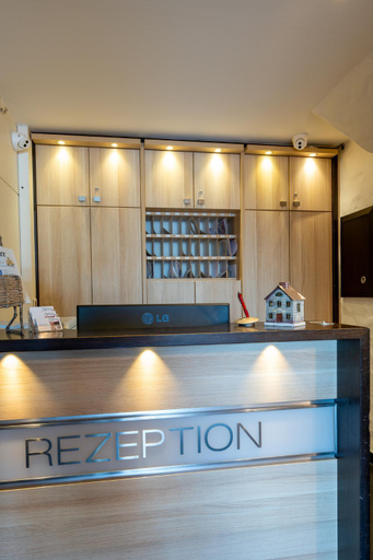 Public Area, Hotel Triton, Köln