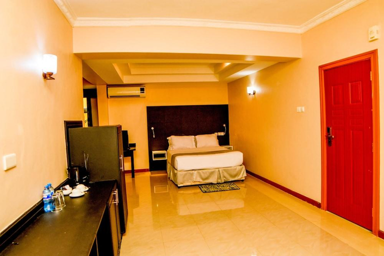 Bedroom 2, ISAMILO GRAND HOTEL, Nyamagana